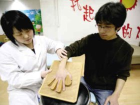 “木頭手掌”康復器